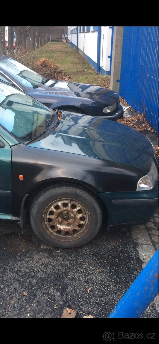 Pravý přední blatník Octavia 1