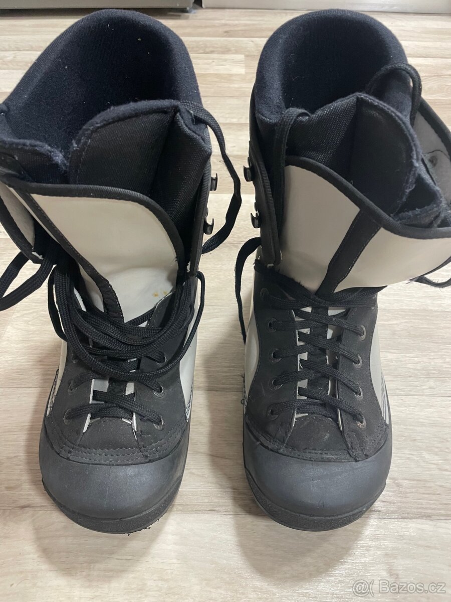 Snowboard boty vel.43