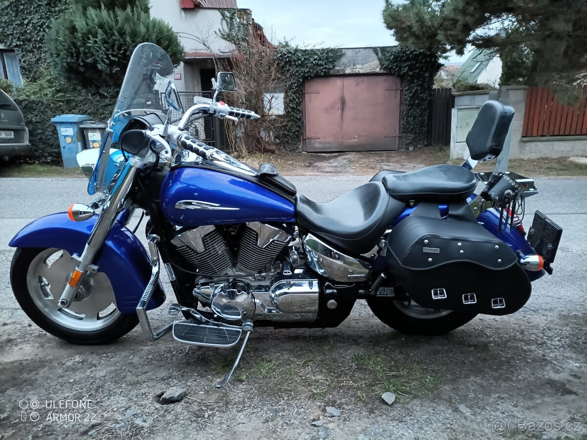 Honda VTX 1300 R