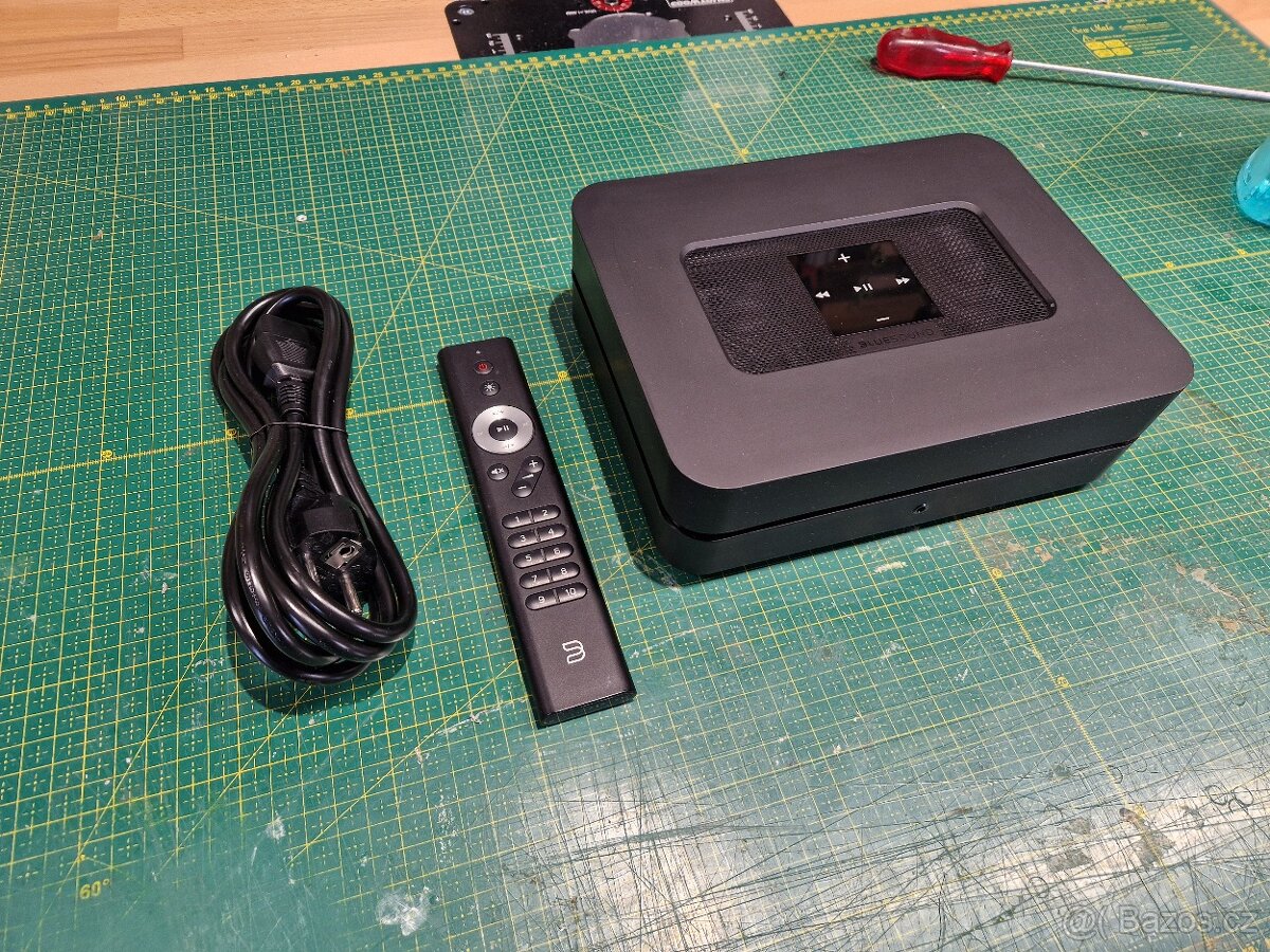 Bluesound POWERNODE 2i + ovladač