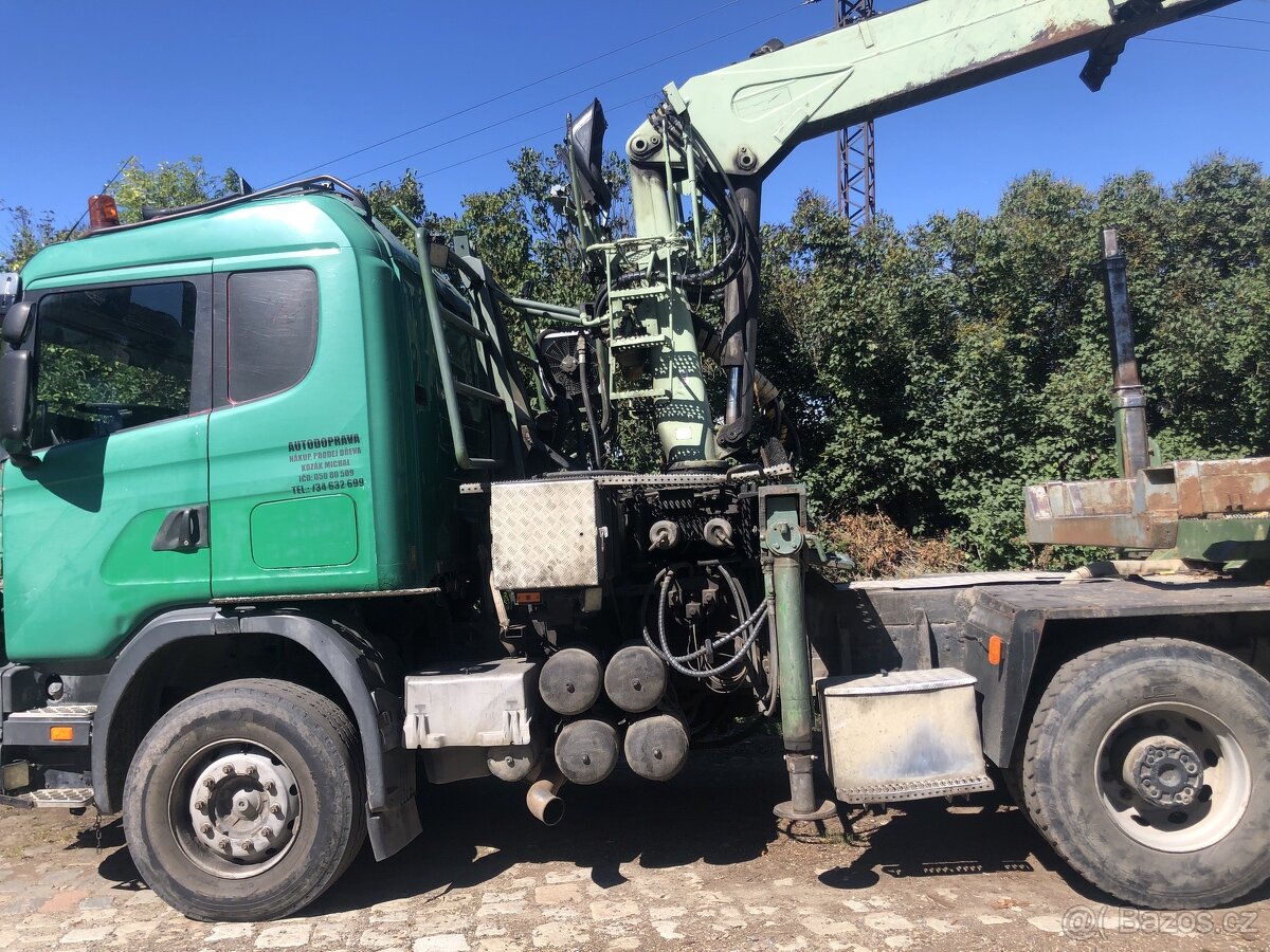 SCANIA pro přepravu dřeva