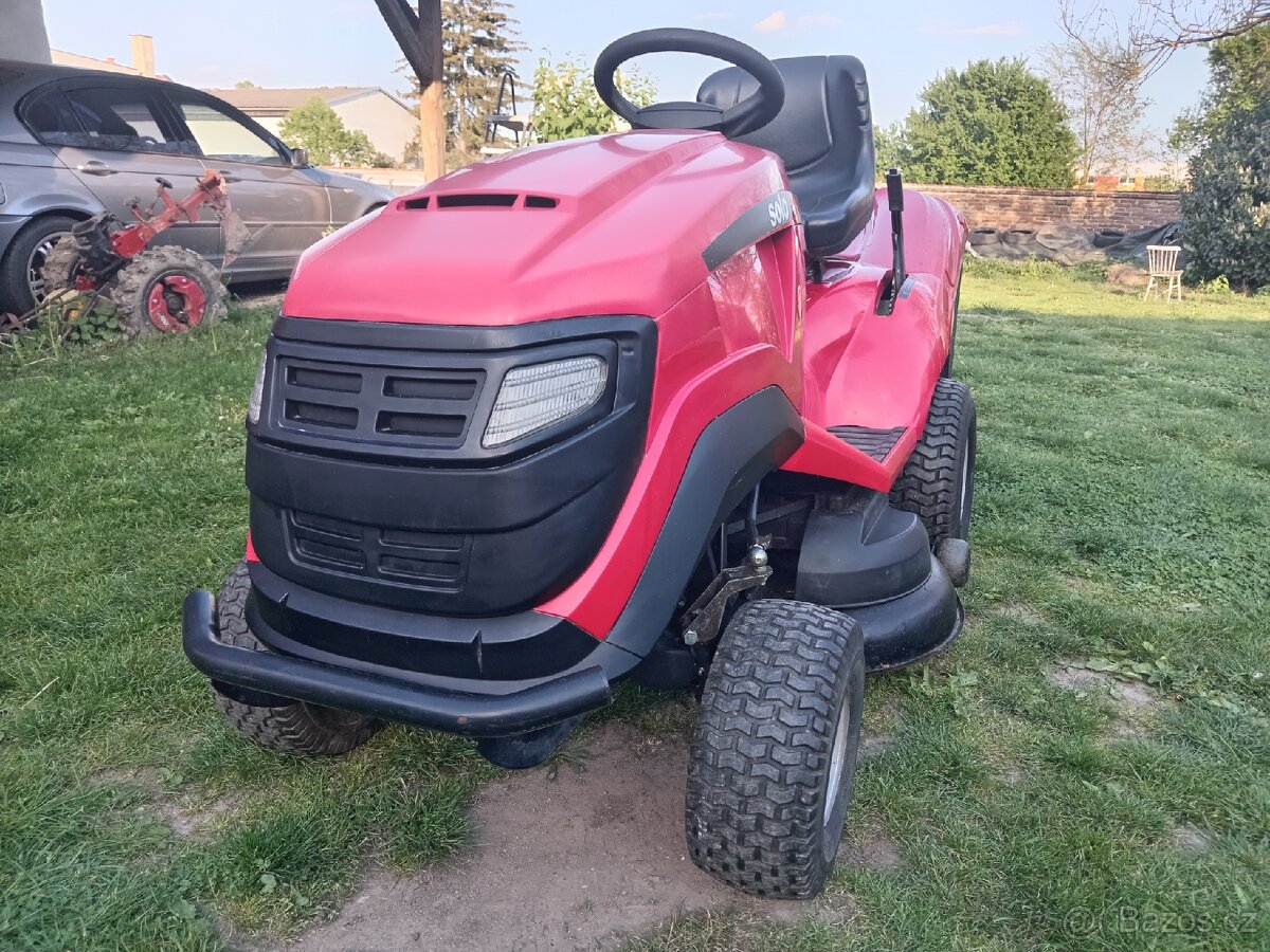 Prodám traktůrek castelgarden rezervace do neděle 18hp