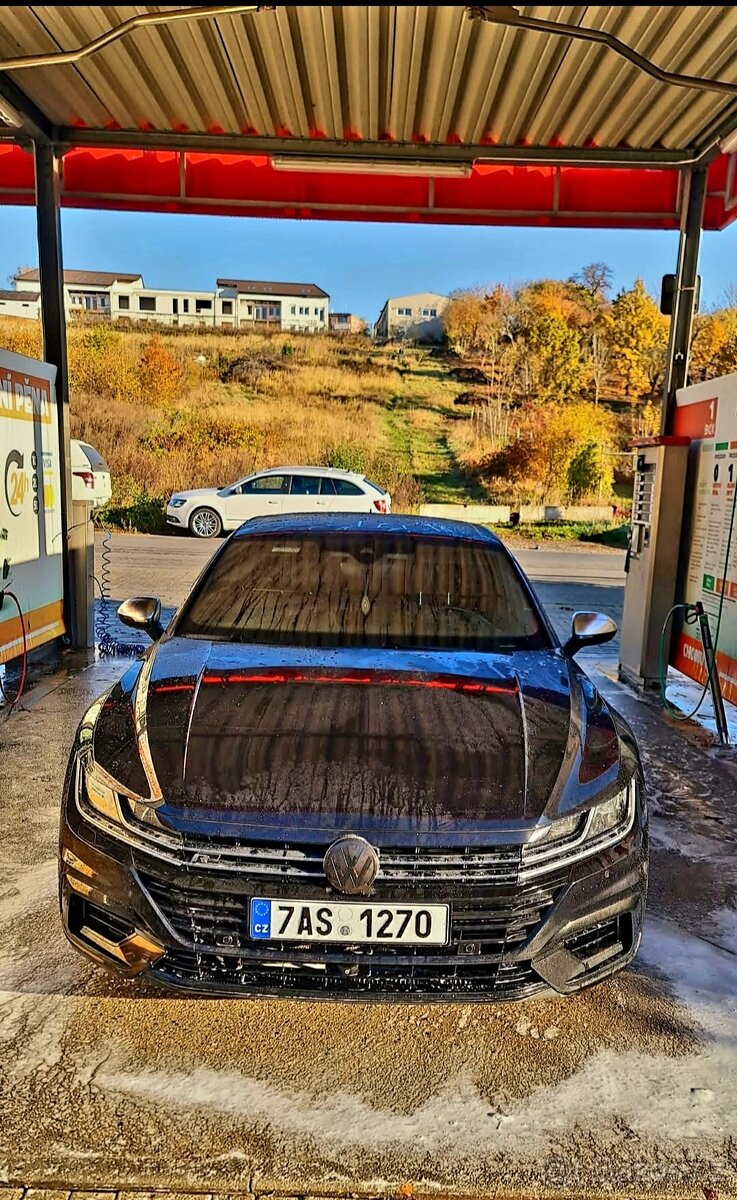 VW Arteon 2.0 TSI R-line