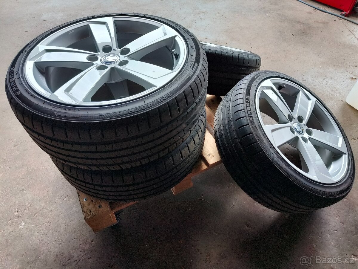 Nová originální ALU kola Audi 18" včetně pneu