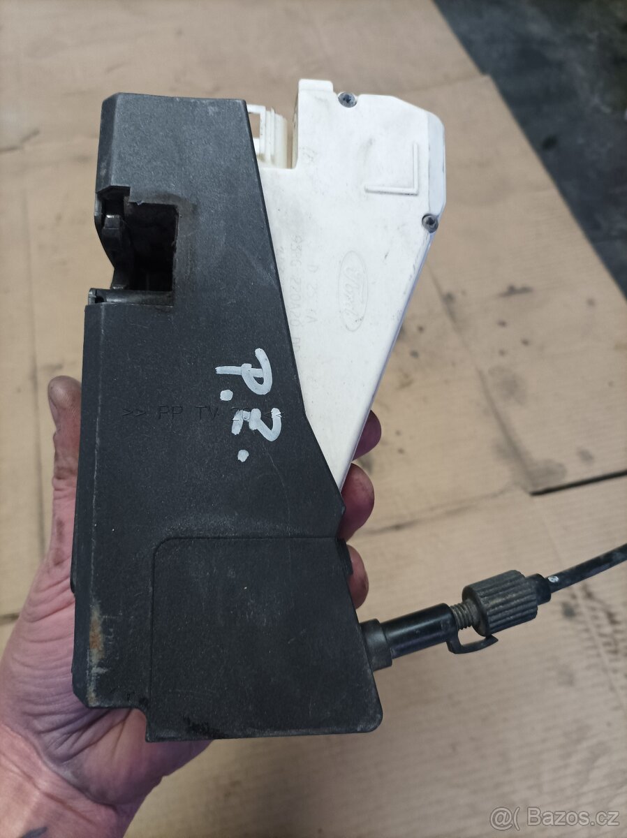 PZ ZAMEK VW SHARAN