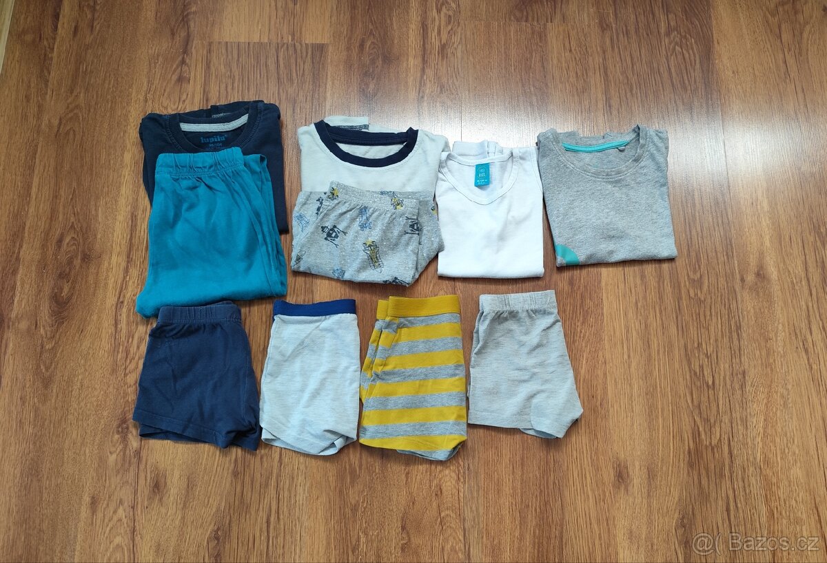 Set oblečení