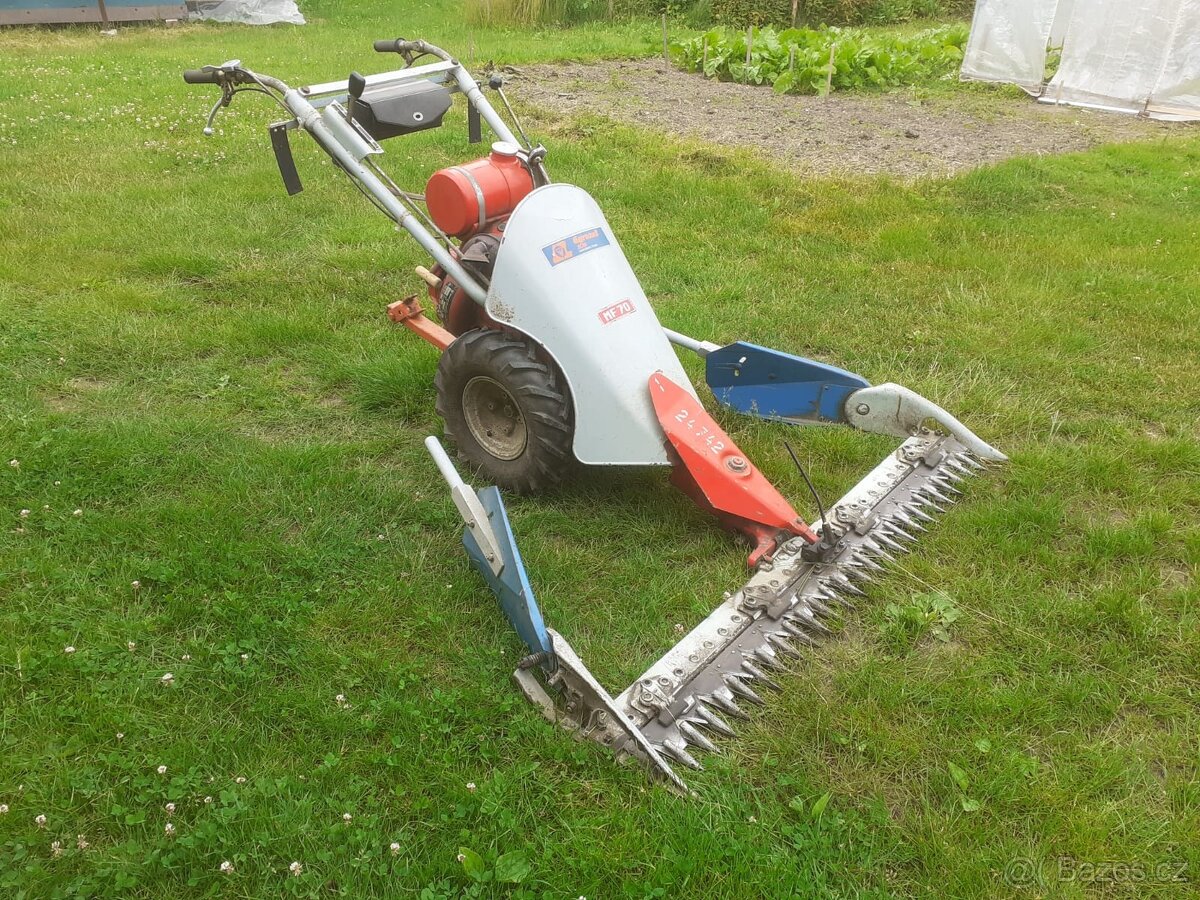 Prodám MF 70 s příslušenstvím