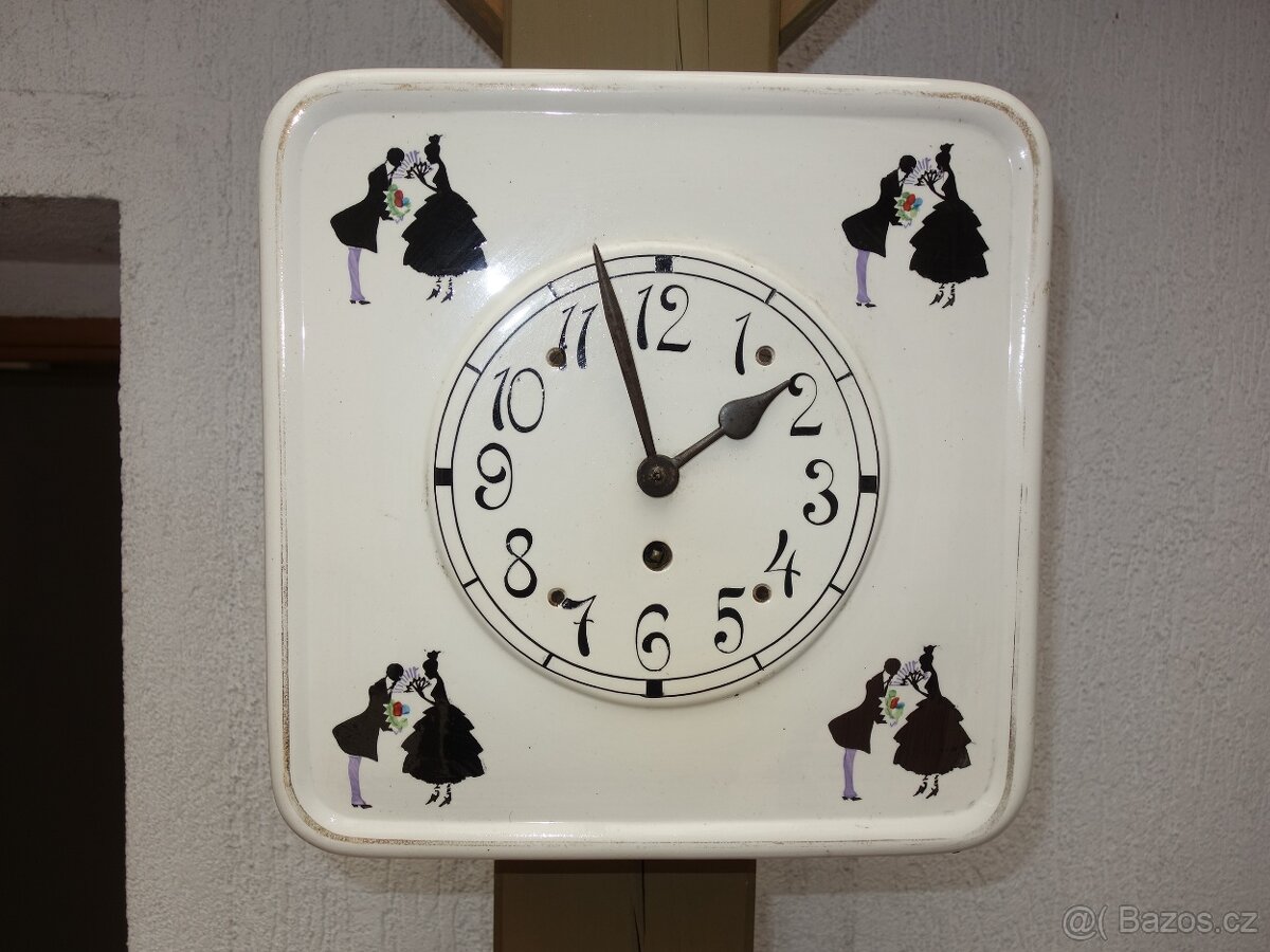 Porcelánové hodiny Kienzle, ROKOKO