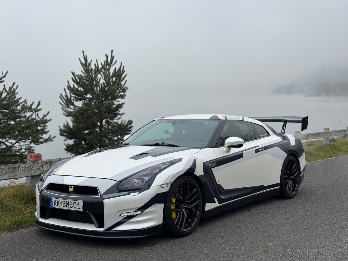 Nissan GT-R GTR R35 Black Edition, facelift