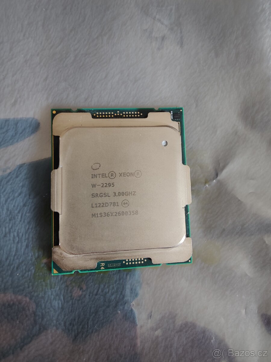Xeon W-2295 FCLGA2066