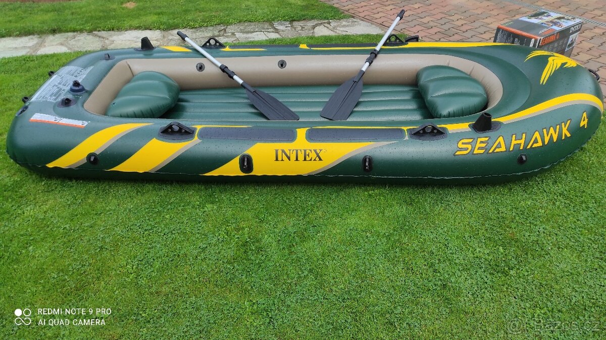 Nafukovací člun Intex 68351 Seahawk 4 set