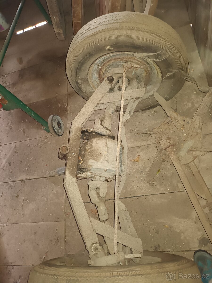 Přední hnaná náprava na malotraktor 4x4