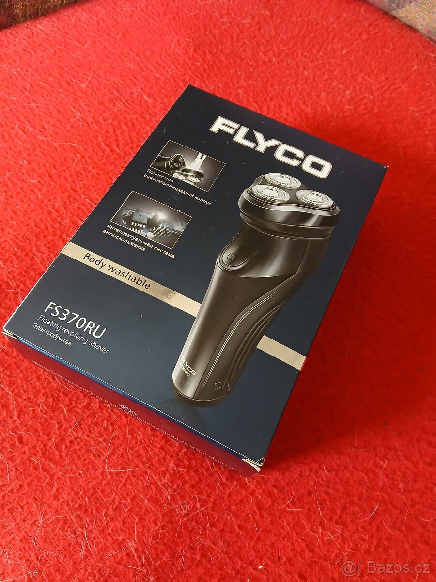Holící strojek Flyco. Nový