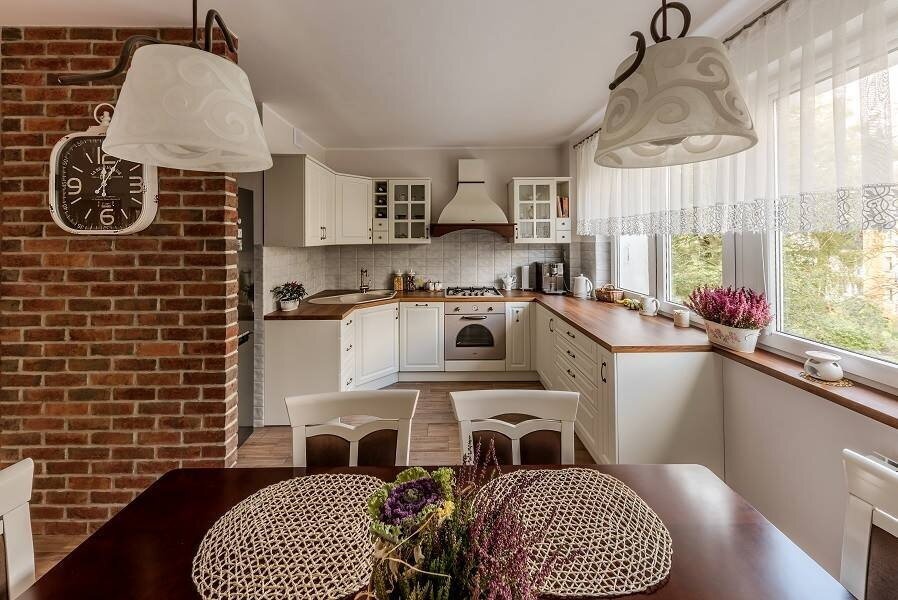 Luxusní kuchyně v bílém matu