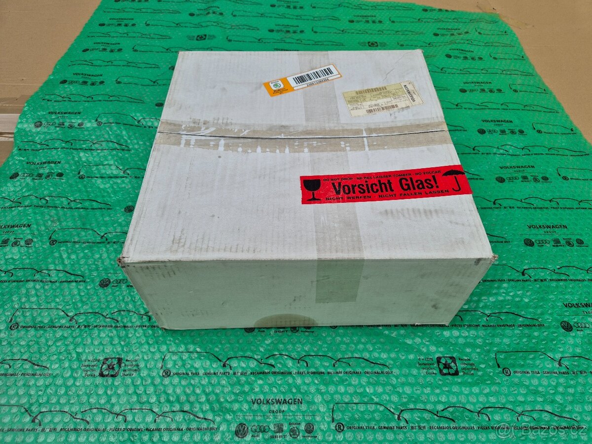 kožený čtyřramenný volant Škoda Fabia II (5J), Roomster, Yet