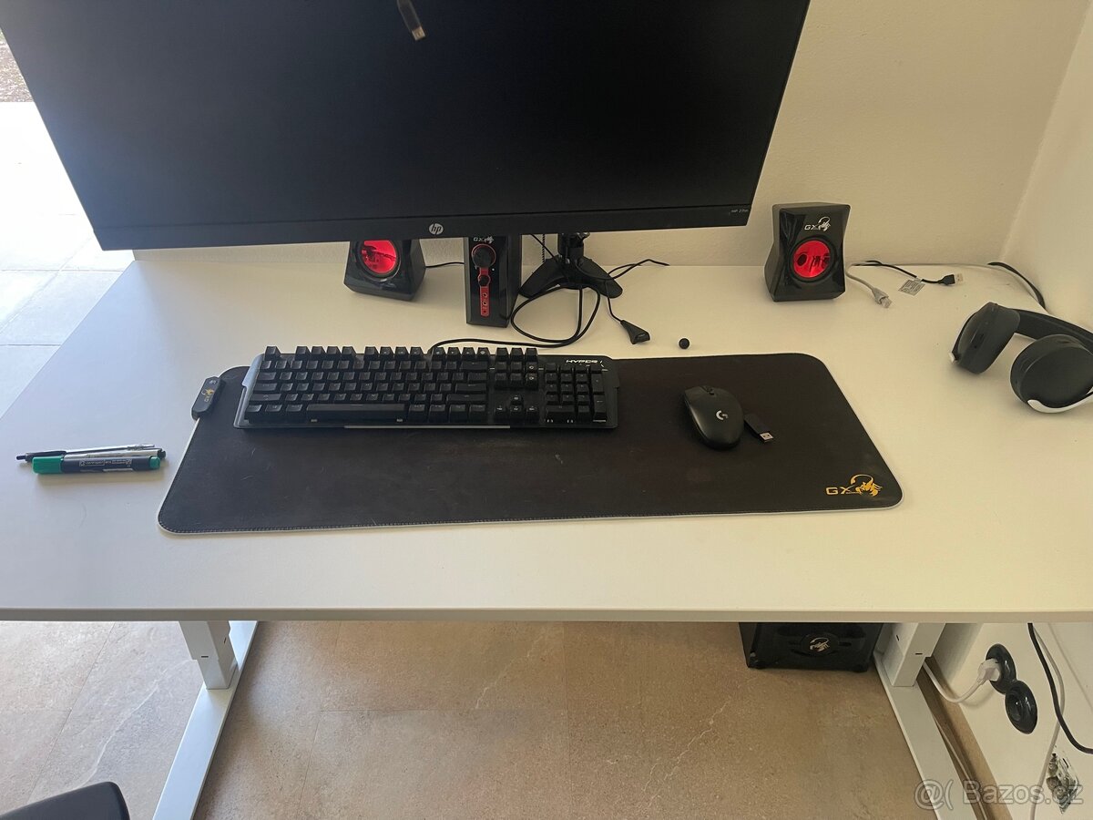 Prodám El. Stavitelný stul 140x70