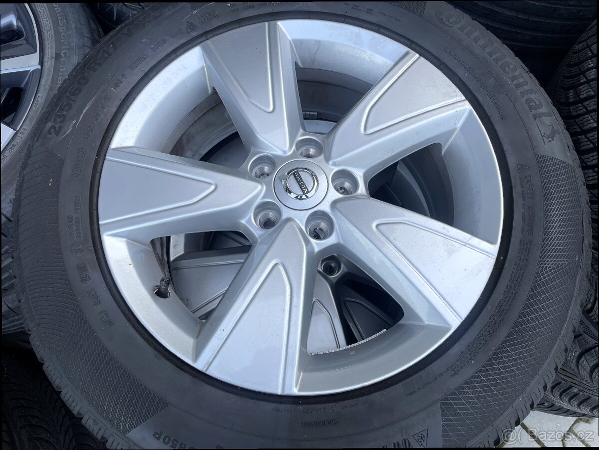 VOLVO XC40 17" zimní kola originální 235/60 R17