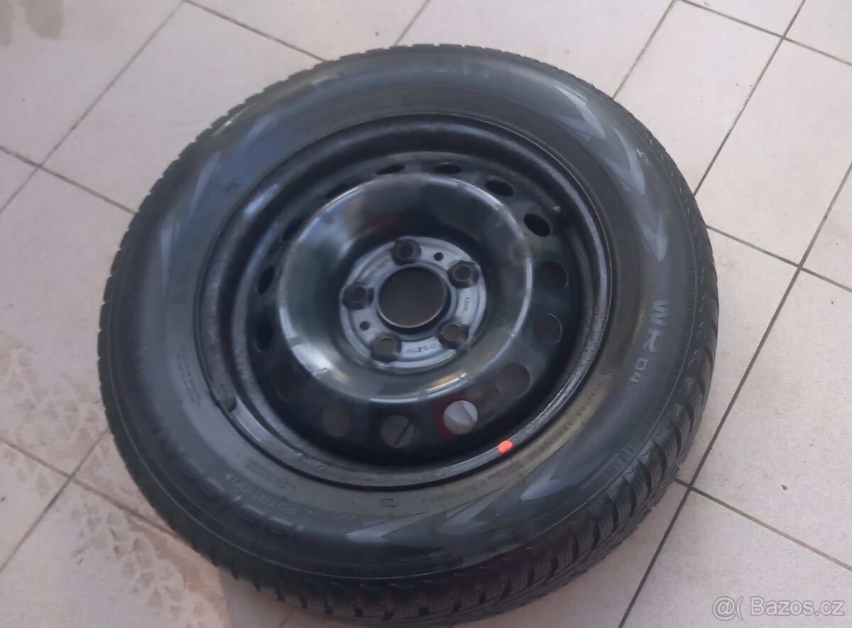 15"Zimní plechová kola 195/65/R15 9IT na Hyundai ix20