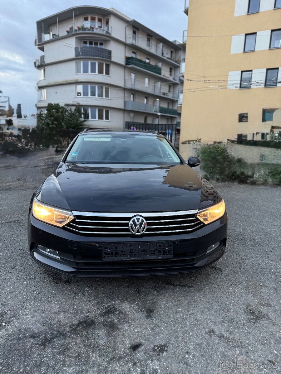 Volkswagen Passat,  Passat B8 2.0TDI 110Kw Manual Ojeté, 12/