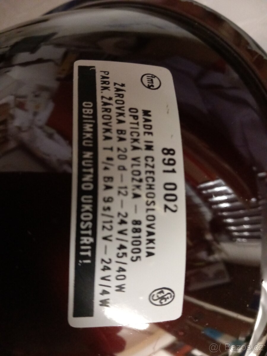 Skoda Tudor ,1200,1201, 1202 Tatra 805 , 600 apod světla