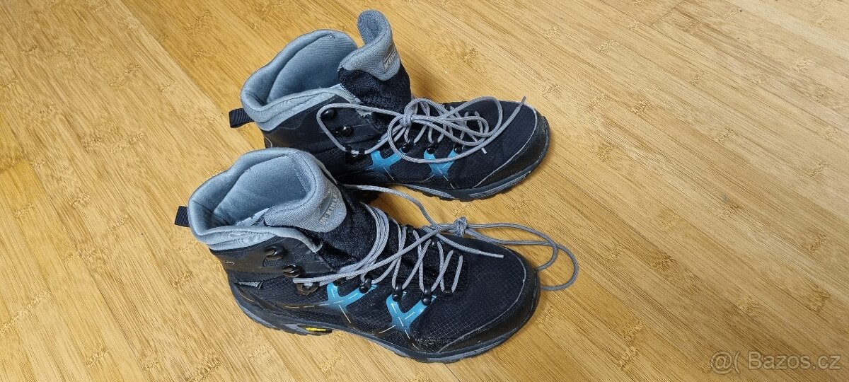 Trekingové boty McKinley