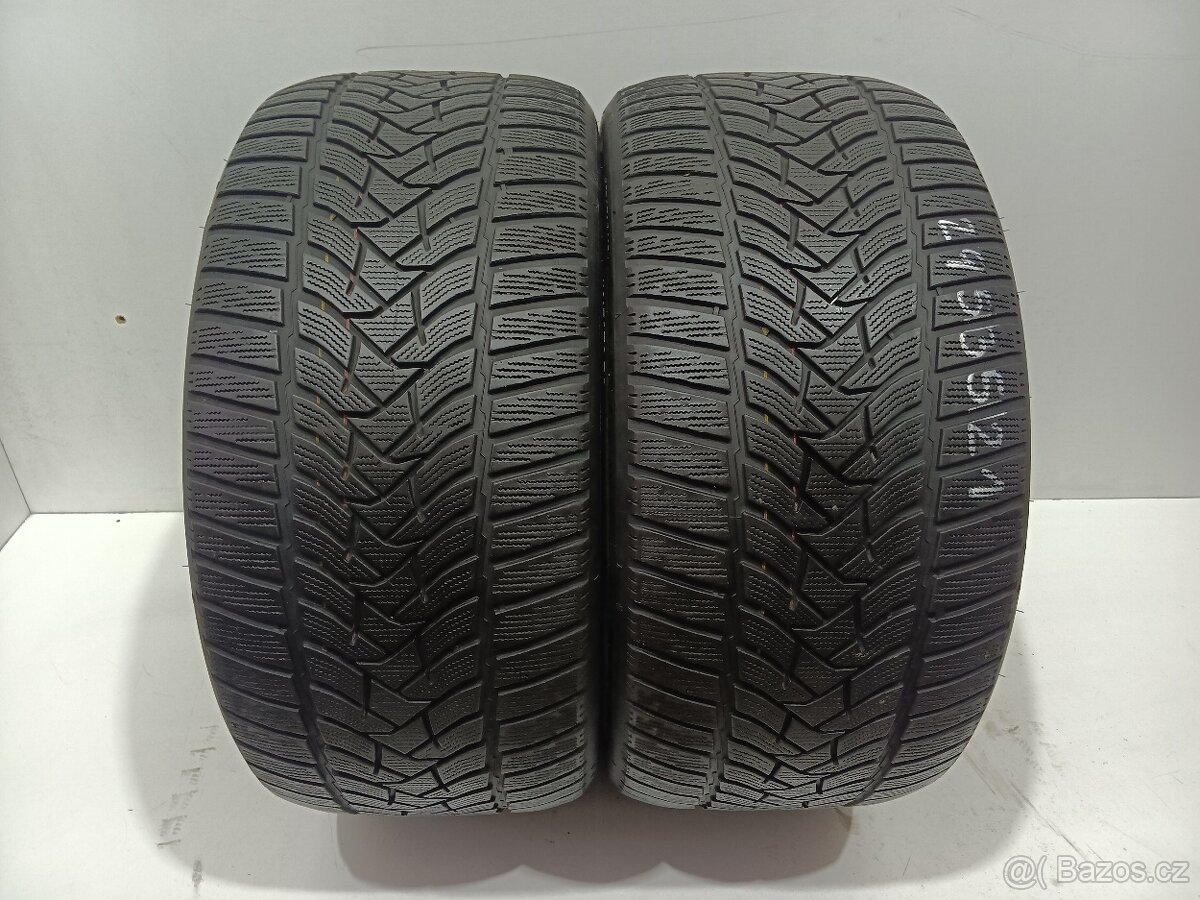 2ks zimní pneu 295/35/21 Dunlop