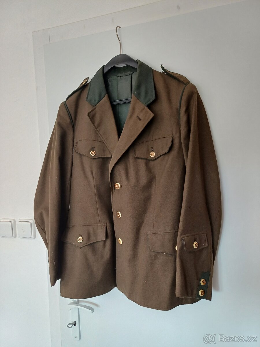 Myslivecké sako a kalhoty