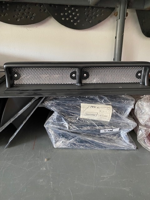 střešní odvětrávače, větrací taška, odvětrání hřebene