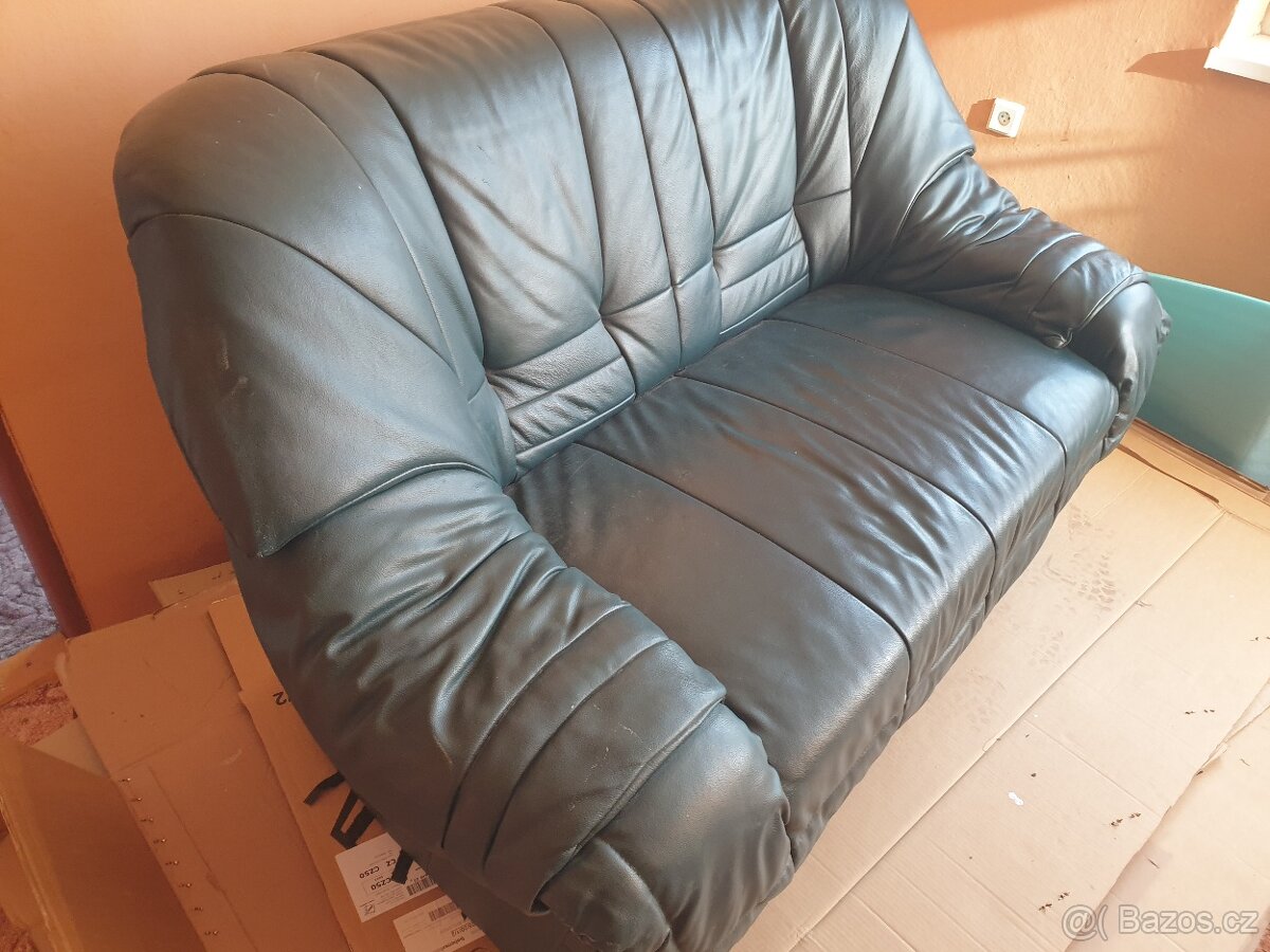 Dvoukřeslo v kůži