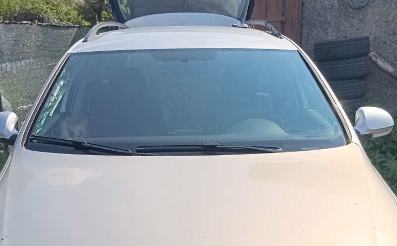 Čelni sklo passat B6