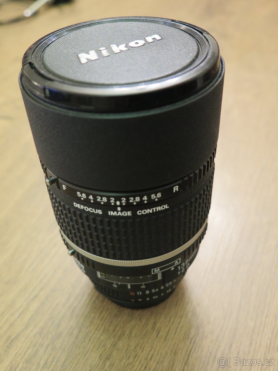 Nikon 135mm f/2,0 AF DC-NIKKOR D A