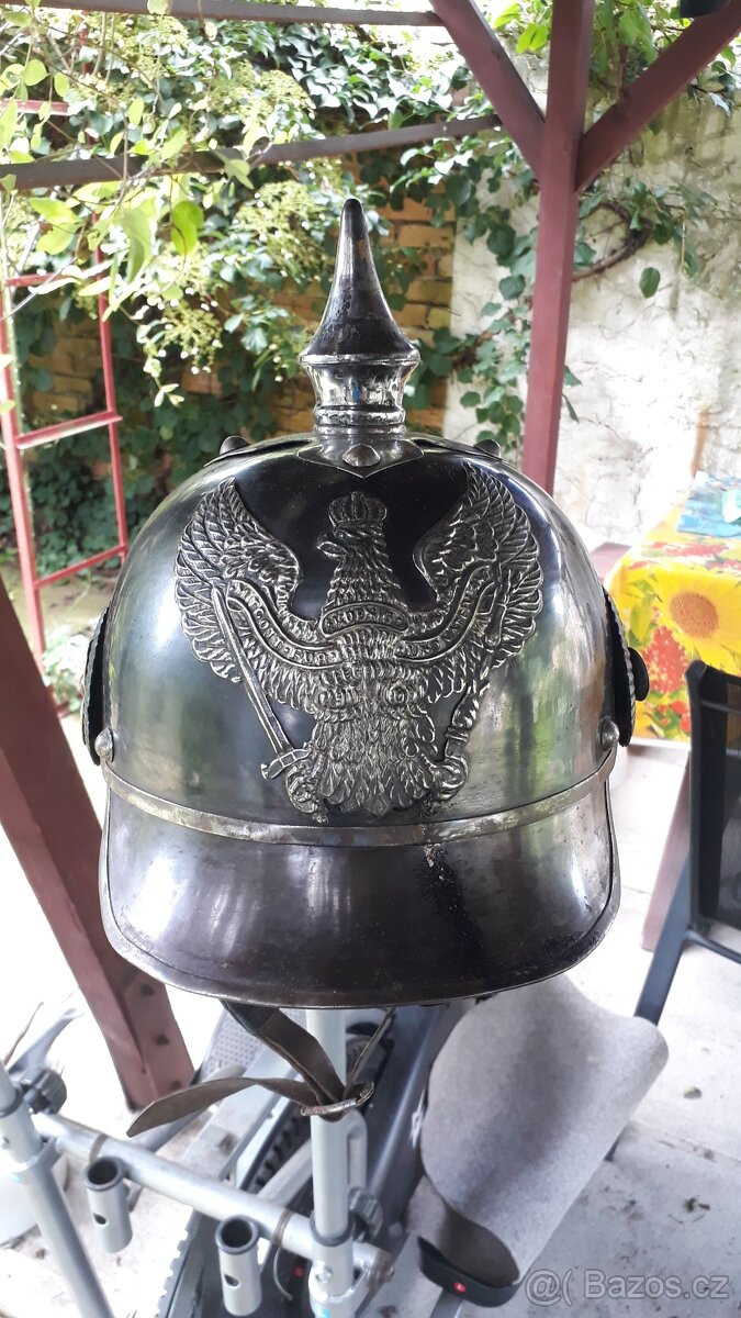 Pruská přilba pickelhaube, kovová originál