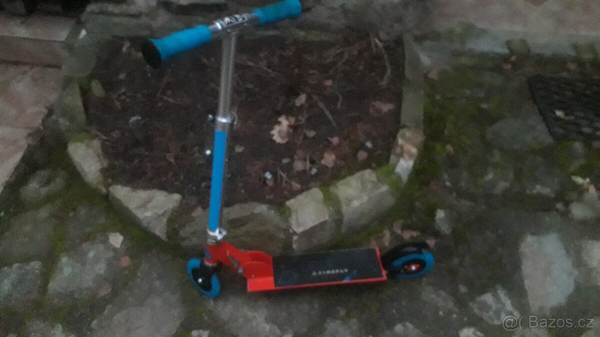 Koloběžka dětská, zánovní