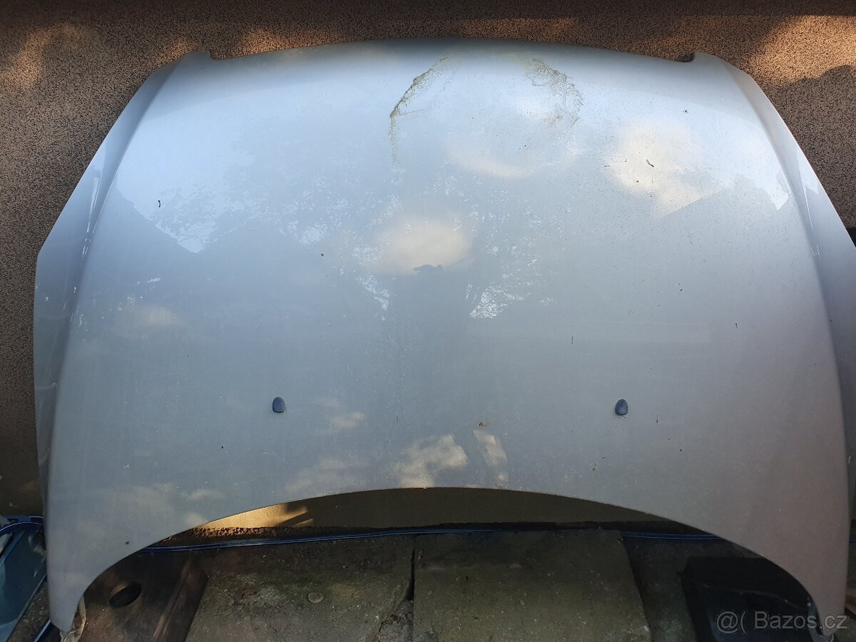 Kapota Peugeot 307