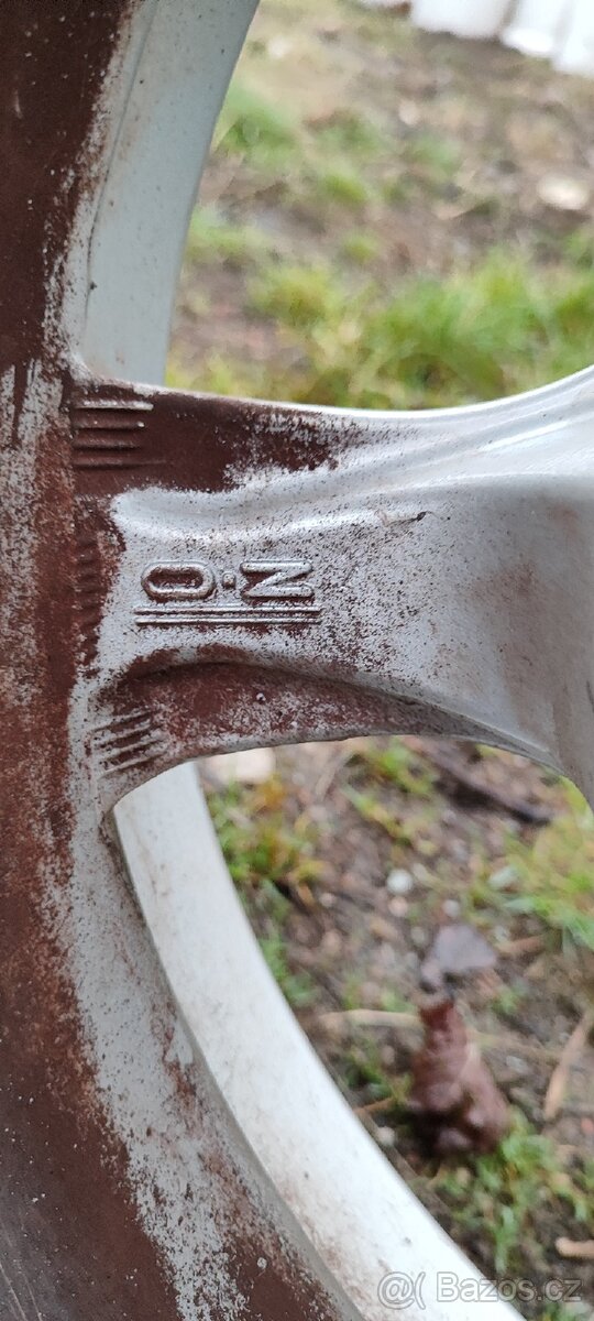 Kola OZ racing Volcano