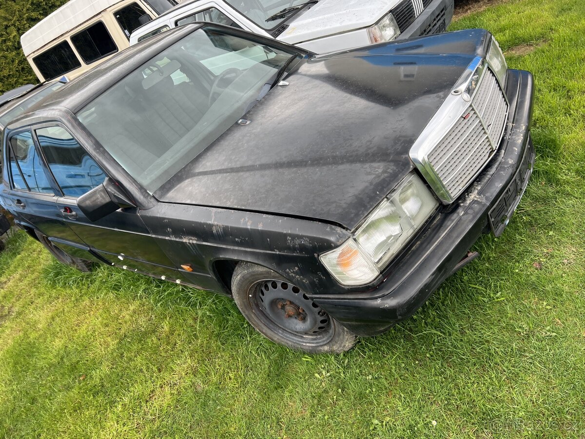 Mercedes Benz W201 190 190E 190D