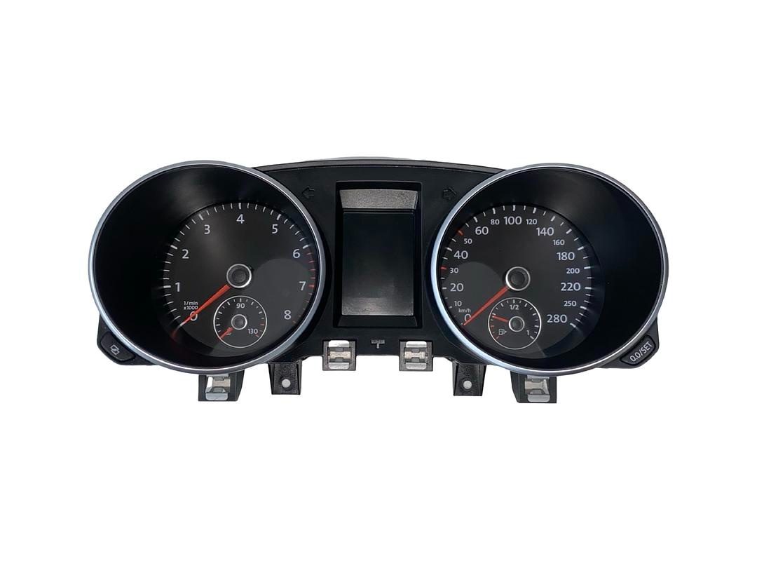 Budíky benzínové 5K6920870D VW Golf 6 r.v. 2010