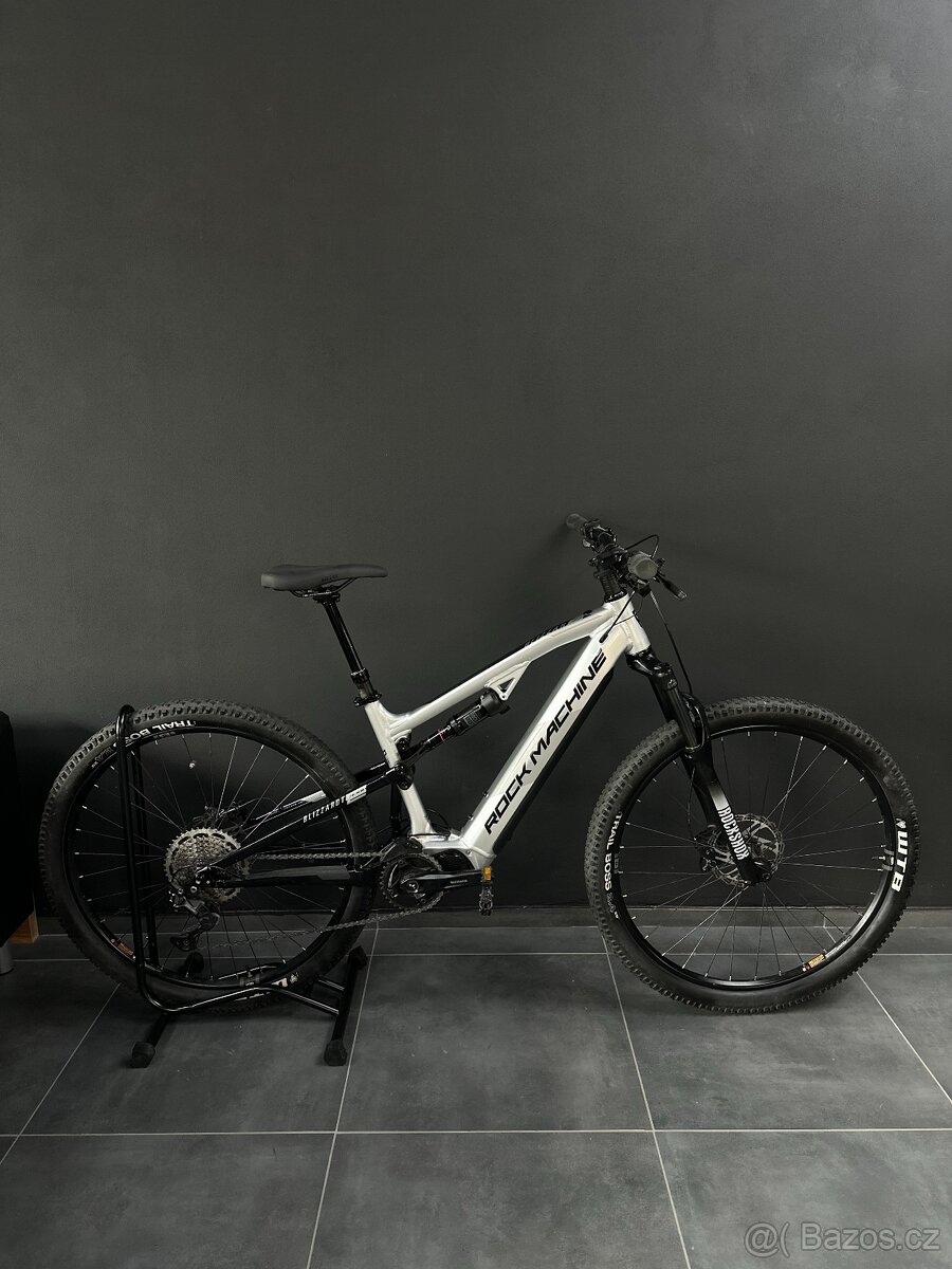 Testovací Elektrokolo Rock Machine (780km Najeto)