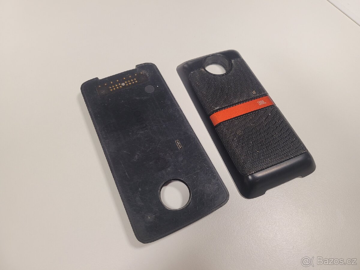 JBL SoundBoost Moto Mod pro Moto Z (2,3,4 Play)