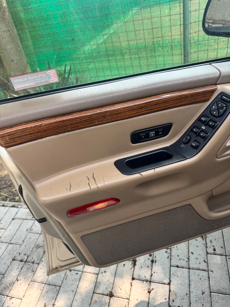 Koupím dveře/interiér a sedačku na Jeep WJ 1999