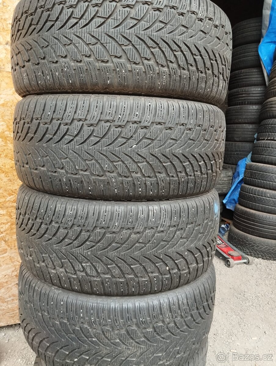 275/45/20 110v Nokian - zimní pneu 4ks