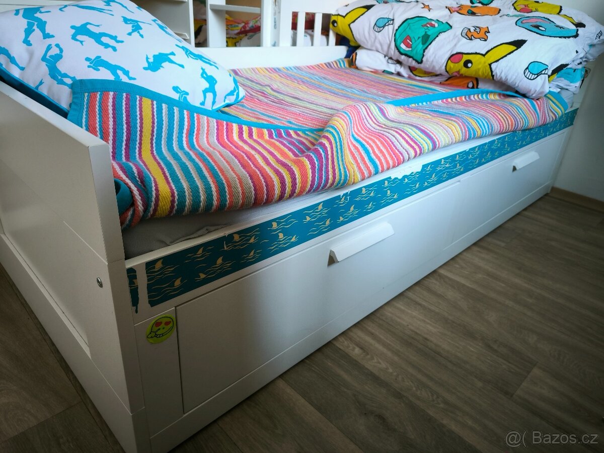 Starší postel Ikea, rozkládací