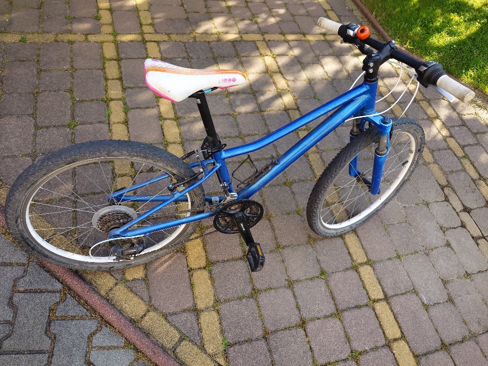 Prodám dětské kolo Velikosti 24.