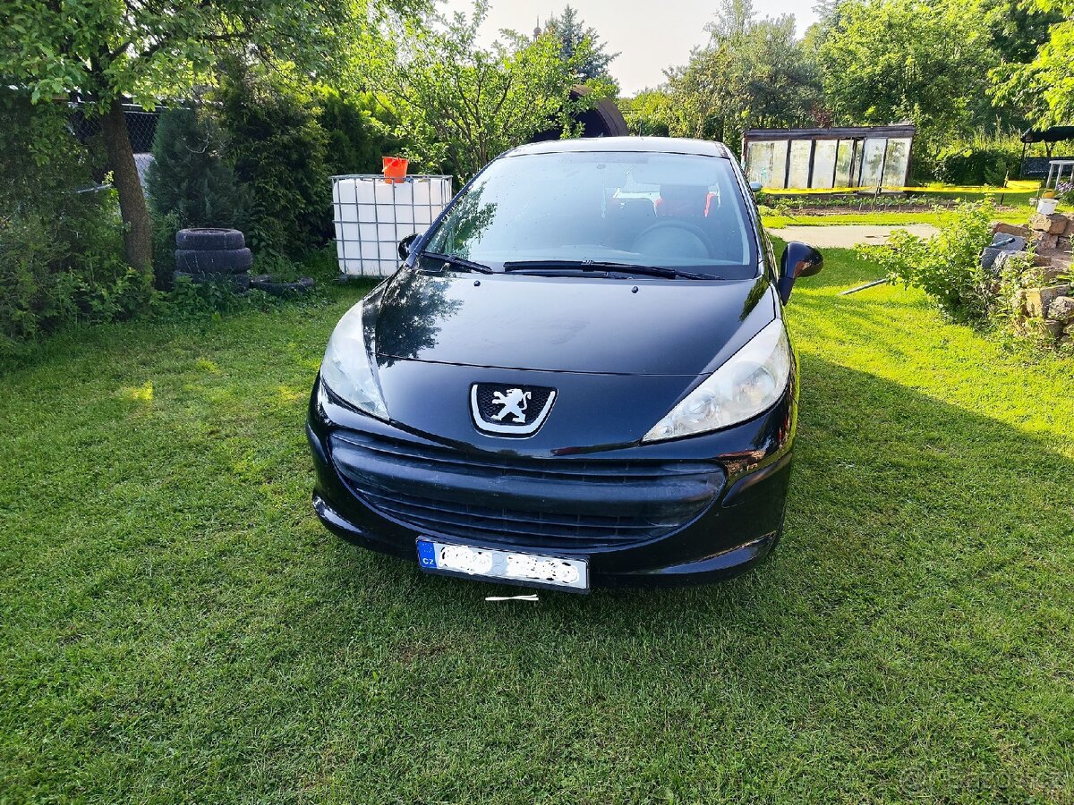 Peugeot 207 1,4 65 kw
