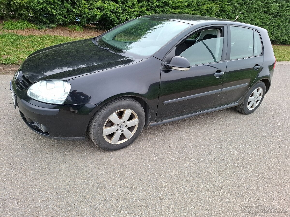 VW Golf V 1.4i 55kw Klima Alu Model 2006 Nová Stk