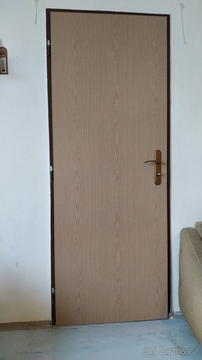 Interiérové dveře 70 cm levé