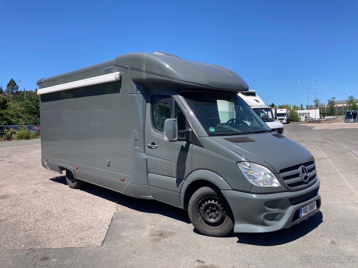 Obytný Mercedes sprinter