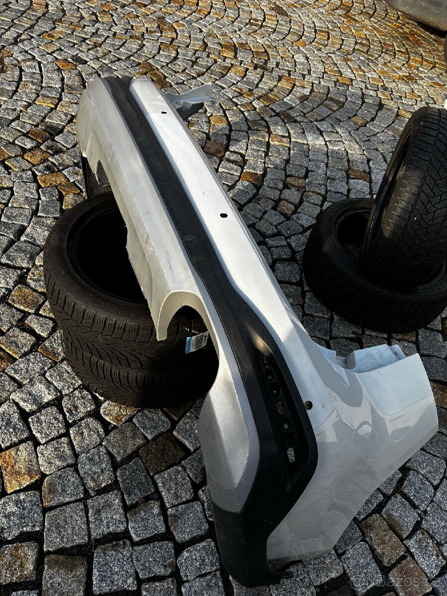 Ford Focus Mk4 combi - zadní nárazník