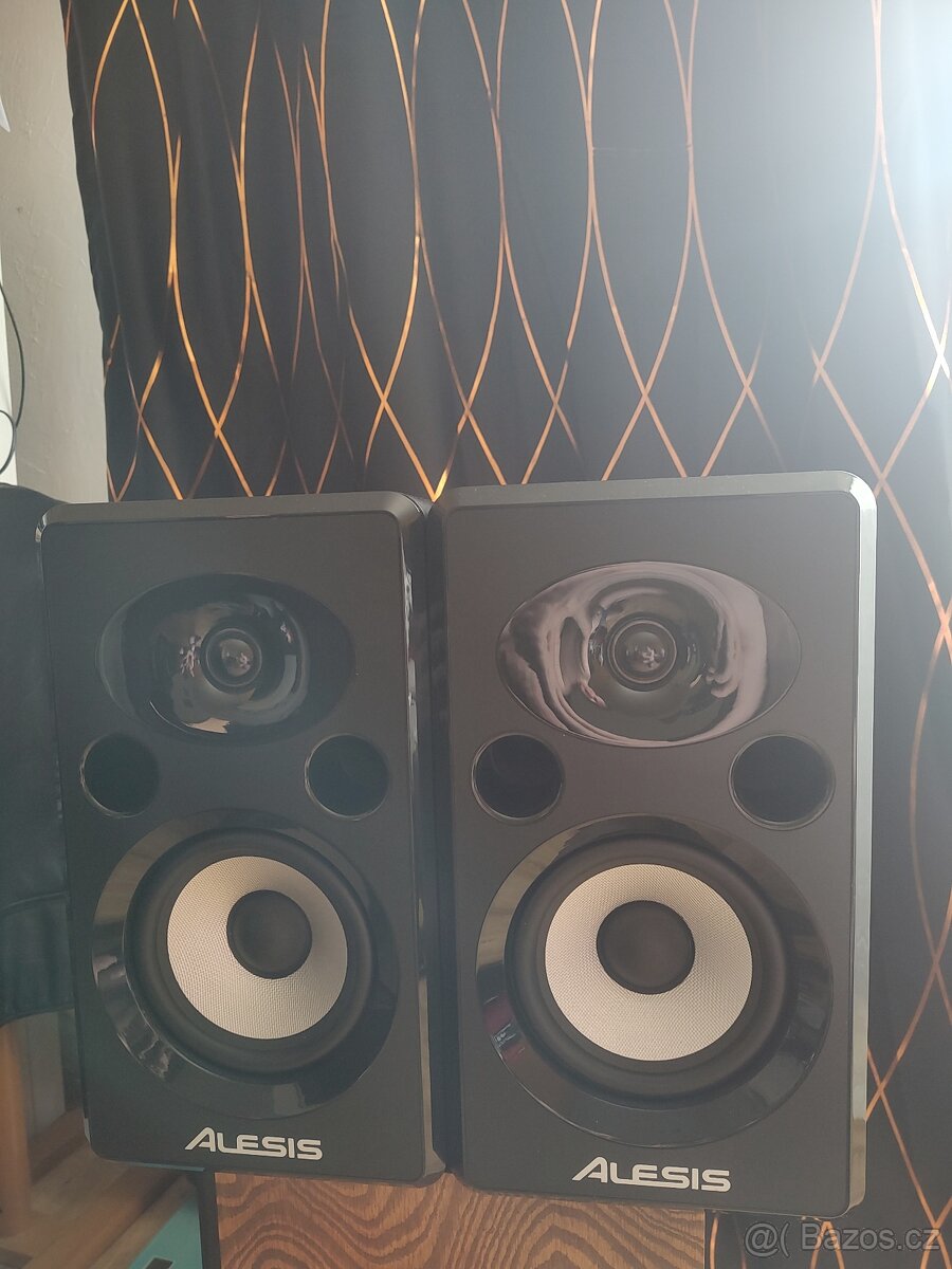 ALESIS ELEVATE 6