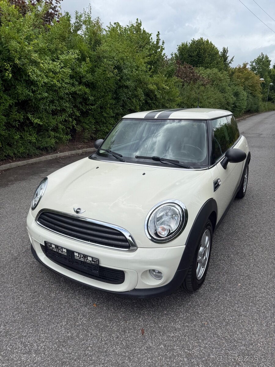 MINI ONE R56, 1.6 72kW, KLIMA, SERVISKA